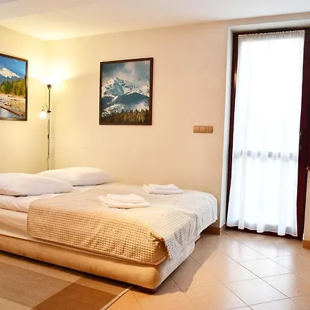 Granit זקופאנה